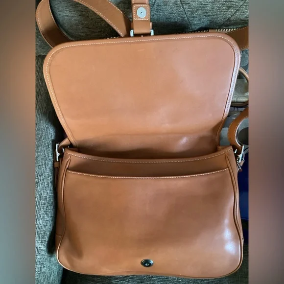 VINTAGE Coach Hampton Tan crossbody medium messenger K1S-7750 - Picture 10 of 14